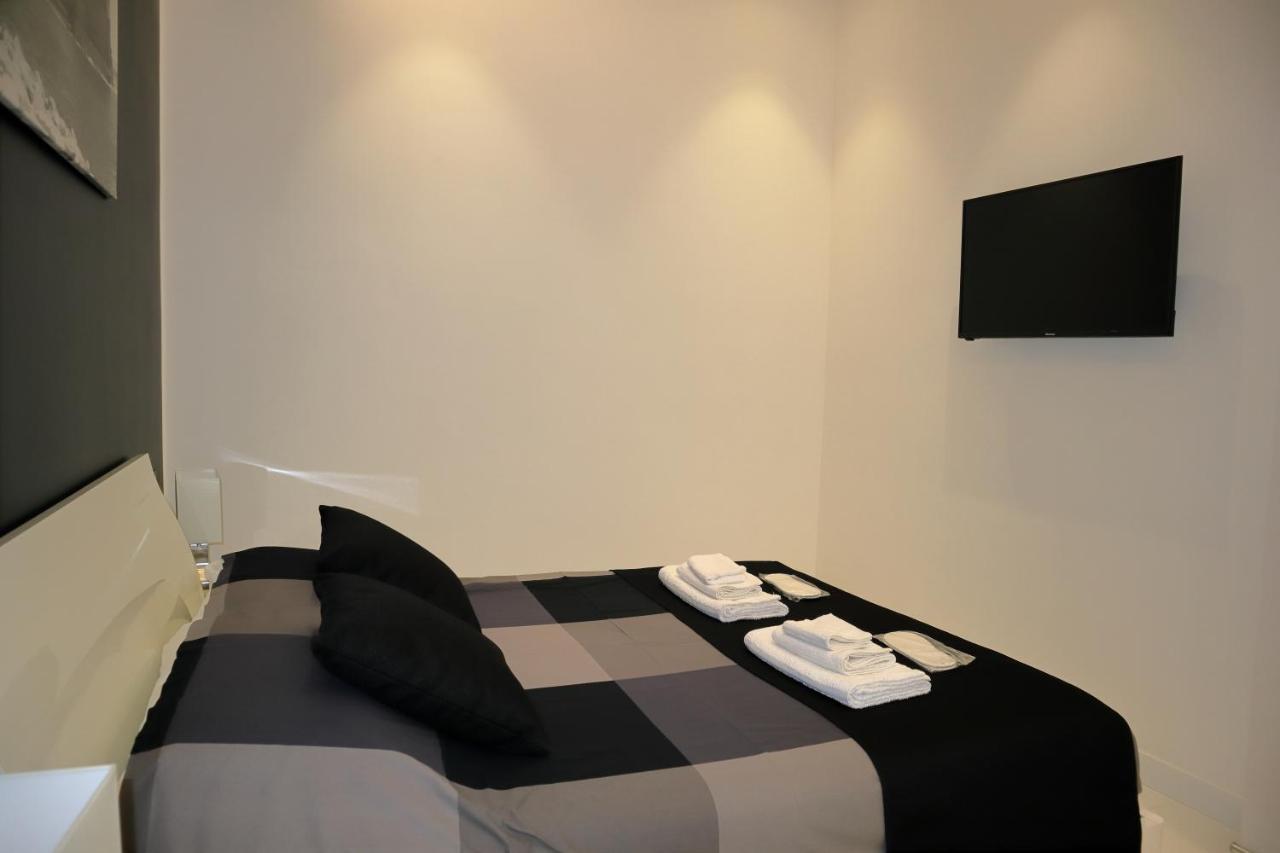 نابولي Rettifilo 201 Exclusive Rooms المظهر الخارجي الصورة
