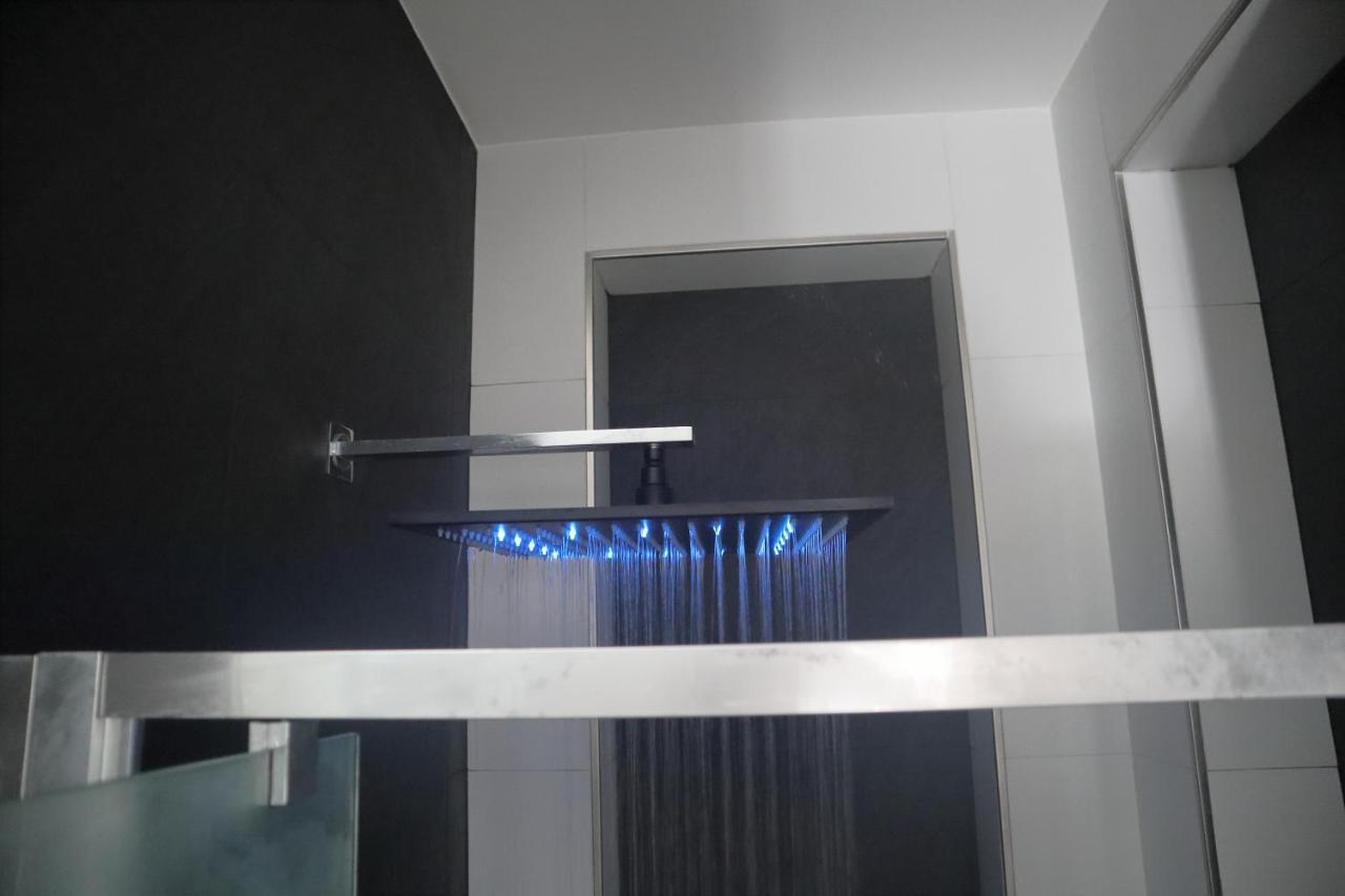 نابولي Rettifilo 201 Exclusive Rooms المظهر الخارجي الصورة