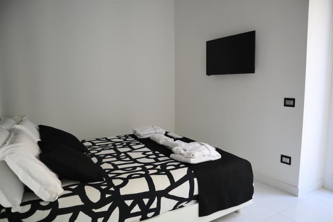 نابولي Rettifilo 201 Exclusive Rooms المظهر الخارجي الصورة