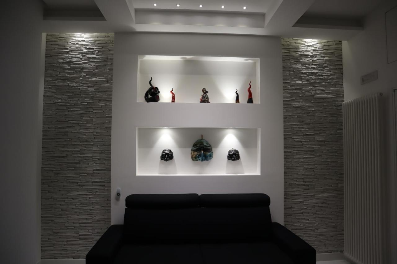 نابولي Rettifilo 201 Exclusive Rooms المظهر الخارجي الصورة